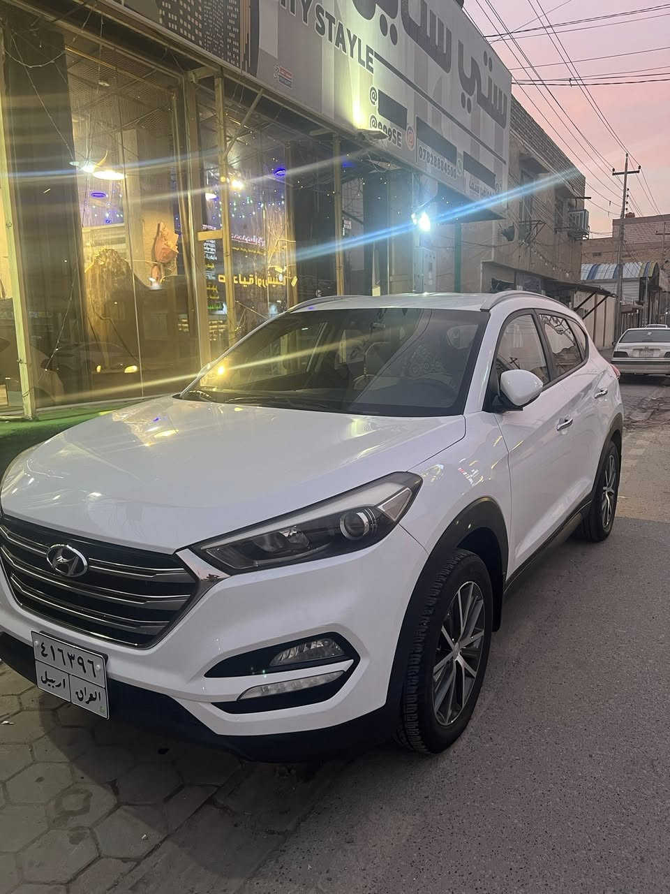 توكسان للبيع مديل 18 
مكفوله من فتح وصبغ كير محرك كله مكفول عده بارد جداً بسيط تبريد قطعتين سايد بريك برجل شاشه كبيره دواخل جديده سياره خليجيه ماشيه 86 
الاستفسار… .
على رقم ***********
أو خاص مكاني نجف
