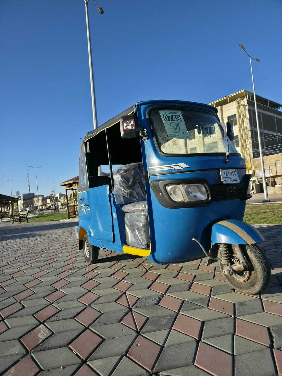 السلام عليكم تكتك البيع مديل 22 شهر11 رقم وسنويه تكتك  مكينه مبدل ولفات شركه والباقي كفاله عامه السعر 7 و800 وبيه  مجال ومكاني البصره الحيانيه شارع 60 وهاذ رقمي ***********
