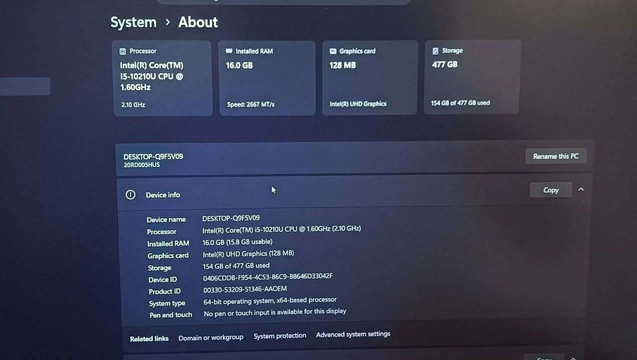 🔥 للبيع | Lenovo ThinkPad E15 Gen 2 🔥ب425 الف فقط
​إذا تبحث عن لابتوب عملي، سريع، واعتمادي للدراسة، العمل، أو البرمجة، فهذا الجهاز يعتبر من أفضل الخيارات ضمن فئته (بحالة ممتازة جداً).
​💻 المواصفات التقنية:
​المعالج: Intel® Core™ i5-10210U (الجيل العاشر)
​الذاكرة (الرام): 16GB DDR4 (سرعة فائقة في التنقل بين البرامج)
​التخزين: 512GB NVMe SSD (إقلاع ونقل بيانات بلمح البصر)
​كرت الشاشة: Intel® UHD Graphics
​الشاشة: 15.6 بوصة Full HD (ألوان مريحة للعين)
​نظام التشغيل: Windows 11 Pro الأصلي
​لوحة المفاتيح: عربي + إنكليزي
​الأمان: قارئ بصمة إصبع سريع Fingerprint
​✨ حالة الجهاز والملحقات:
​النظافة: قطعة شبه جديدة بنسبة 98% (نظيف جداً وخالي من العيوب).
​البطارية: ممتازة وتدوم لساعات عمل طويلة.
​الهدايا والملحقات المجانية:
​شاحن Type-C الأصلي بقوة 65W (يدعم الشحن السريع).
​حقيبة لابتوب مميزة.
​ماوس (فأرة) هدية.
​📍 الموقع والتوصيل:
​الموقع: الموصل
​التوصيل: متوفر خدمة التوصيل السريع إلى جميع محافظات العراق 🚕


**إذا كنت صاحب هذا الإعلان وتريد حذفه لأي سبب، رجاءا أرسل رسالة إلى الدعم الفني**