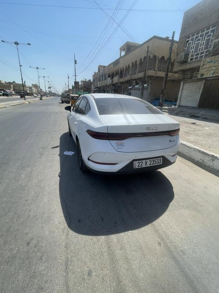 السلام عليكم بي واي دي كن  بلاس موديل 2025 داخل ابيض كفاله عامه بيه باج تظليل سنه رايده 135 $ ***********
