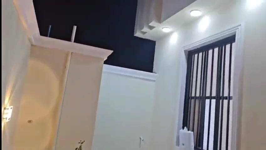 بيت للبيع مساحه١٥٠ متر جديد غير مسكون عنوان شط العرب الريان قرب محطة سما الخليج *********** تفاصايل داخل الفيديو👇
