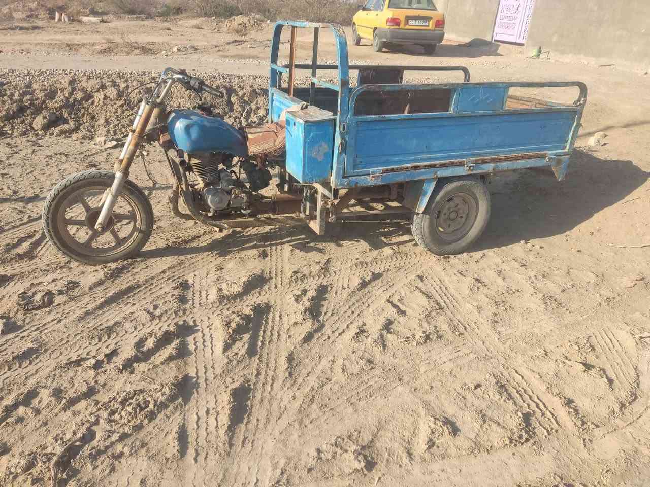 السلام عليكم شباب ستوته البيع كلك السعر 325 وبيه مجال المكان ال حمد هاذه رقمي ***********
