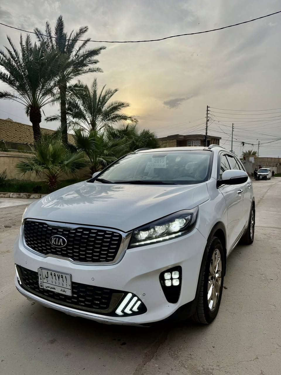 السلام عليكم
كيا سورنتو ٢٠٢٠ خليجي ٦سلندر
بصمة
جلد لونين
حساس خلفي أمامي
ويل ١٩
لايت زينون
كرسي كهربائي
بردات خلفية
جنطة ذكية كهرباء
يدات نيكل
مري شفط ترحيب
السياره متجاية 
رقم بغداد جانت مسلفه وحاليا مسدده وكامله ومداور ثاني يوم 
السعر $١٦٠ 
العنوان
ذي قار 
للاستفسار
***********
