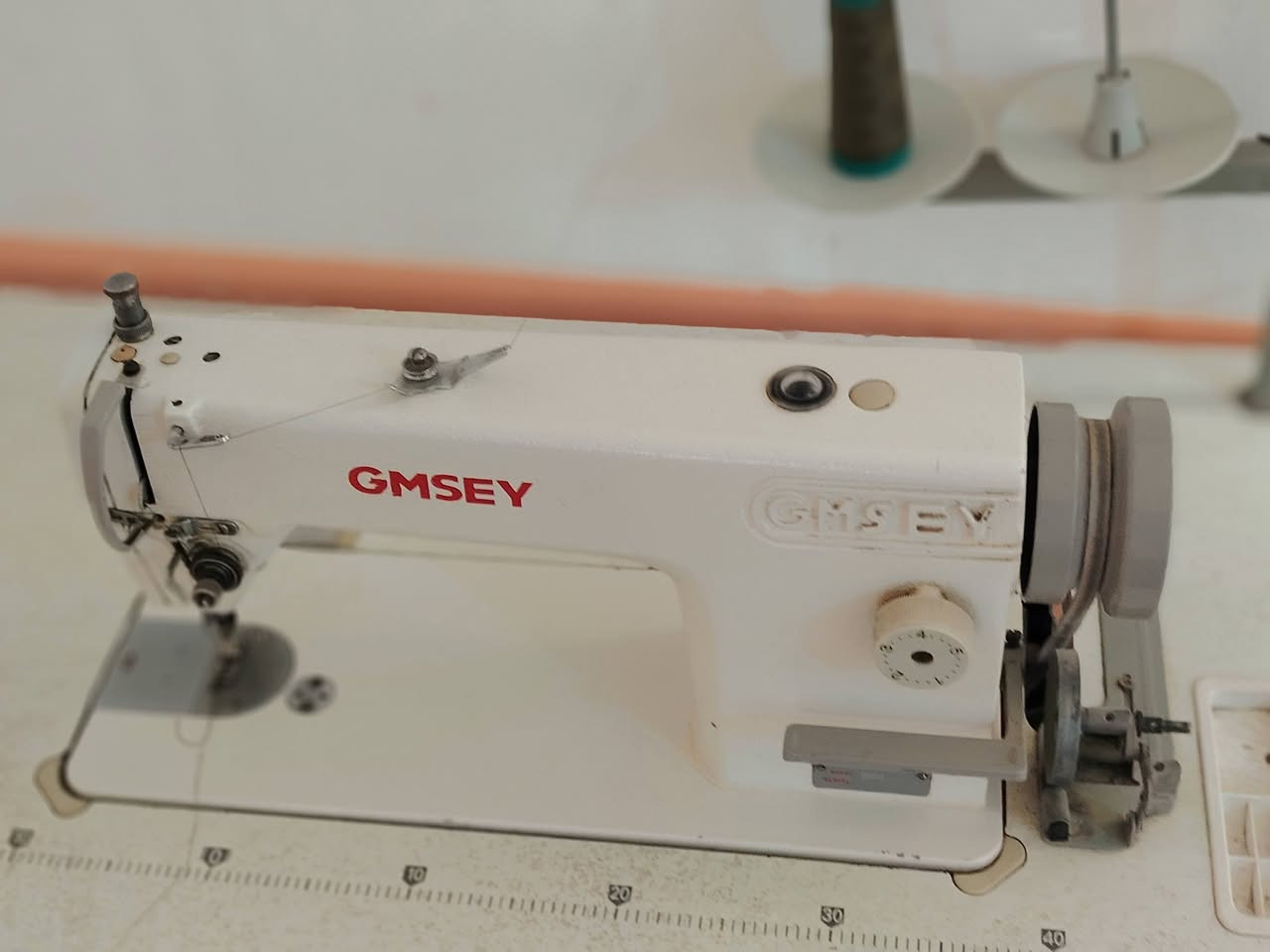 مكينهGMSEYللبيع نضيفه جديده تونه ماخذينهه كارتون صالهه 7 أشهر سعر330قفل مكاني رفاعي ***********
