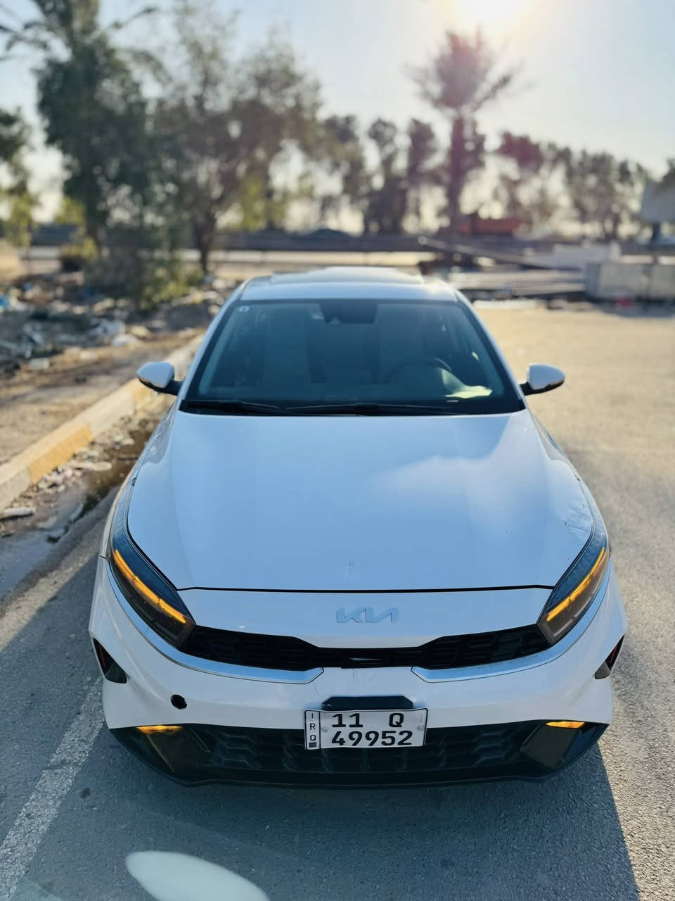 السلام عليكم

KIA FORTE (2023) كيا فورتي

كندي محرك 2000 دوش 

🛑 وبيه منضومه غاز مكفوله 🛑

نفاصيل السيارة ....

حادثه منزله ويه الصور جاملغ نفسه صبغ والبنيد حافه مالته بارد والجاملغ الثاني بينه وبين الباب بارد بسيط 

 بدون ايرباك 
بدون تبديل اي قطعة رقم بغداد باسمي 
ماشية 54 ميل 

كل شي على وضع الشركة بلادي

مواصفات السيارة .......

لايت امامي 4 عدسات led

بك لايت خلفي led

 فتحه سقف

رادار امامي و خلفي و جانبي
مانع اصطدام امامي
مانع اصطدام خلفي عند الرجوع
نقاط عمياء عند تغيير المسار
حساسات بالابواب للتنبيه عند فتح الباب و سيارة قادمة من الخلف شاشة كبيرة 
حساس اطارات 
تدعم الكار بلي و الاندرويد اوتو
3 وضعيات للقيادة
Normal-Smart -sport
نضام المحافضة على المسار
كروس ( تحكم بالسرعة )
شاحن وايرلس لاسلكي
منافذ للشحن امامية و خلفية
قطعتين تبريد امامي و خلفي
بصمة صندوق خلفي
كامرة خلفية دوارة
اشارات بالمرايا الجانبي
ندفئة ستيرن
ندفئة كشنات امامي  
ويل كب بلادي حجم 17

السعر160 وبيه مجال بسيط

مكان السيارة بغداد الجديده 

‭0771 354 1537‬
