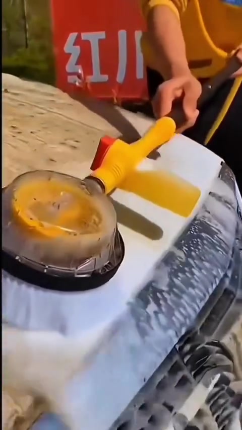 تنظيف أسهل… ولمعة أسرع بدون تعب!
فرشاة تنظيف دوّارة بالماء مع عصا إطالة 💦
تنظف بقوة ضغط الماء فقط 😍
✔️ فرشاة تدور تلقائياً أثناء الاستخدام
✔️ خزان منظف مدمج بـ 3 وضعيات
✔️ مناسبة للسيارة، الشبابيك، البلاط والجدران
✔️ عصا بطول 100 سم للوصول للأماكن العالية
✔️ تنظيف قوي بدون كهرباء أو أجهزة معقدة
خلّي التنظيف أسرع وأنظف بأقل مجهود 👌✨
💰 السعر: 24
#تنظيف #سيارات #منزل #ادوات_منزلية #عروض


**إذا كنت صاحب هذا الإعلان وتريد حذفه لأي سبب، رجاءا أرسل رسالة إلى الدعم الفني**