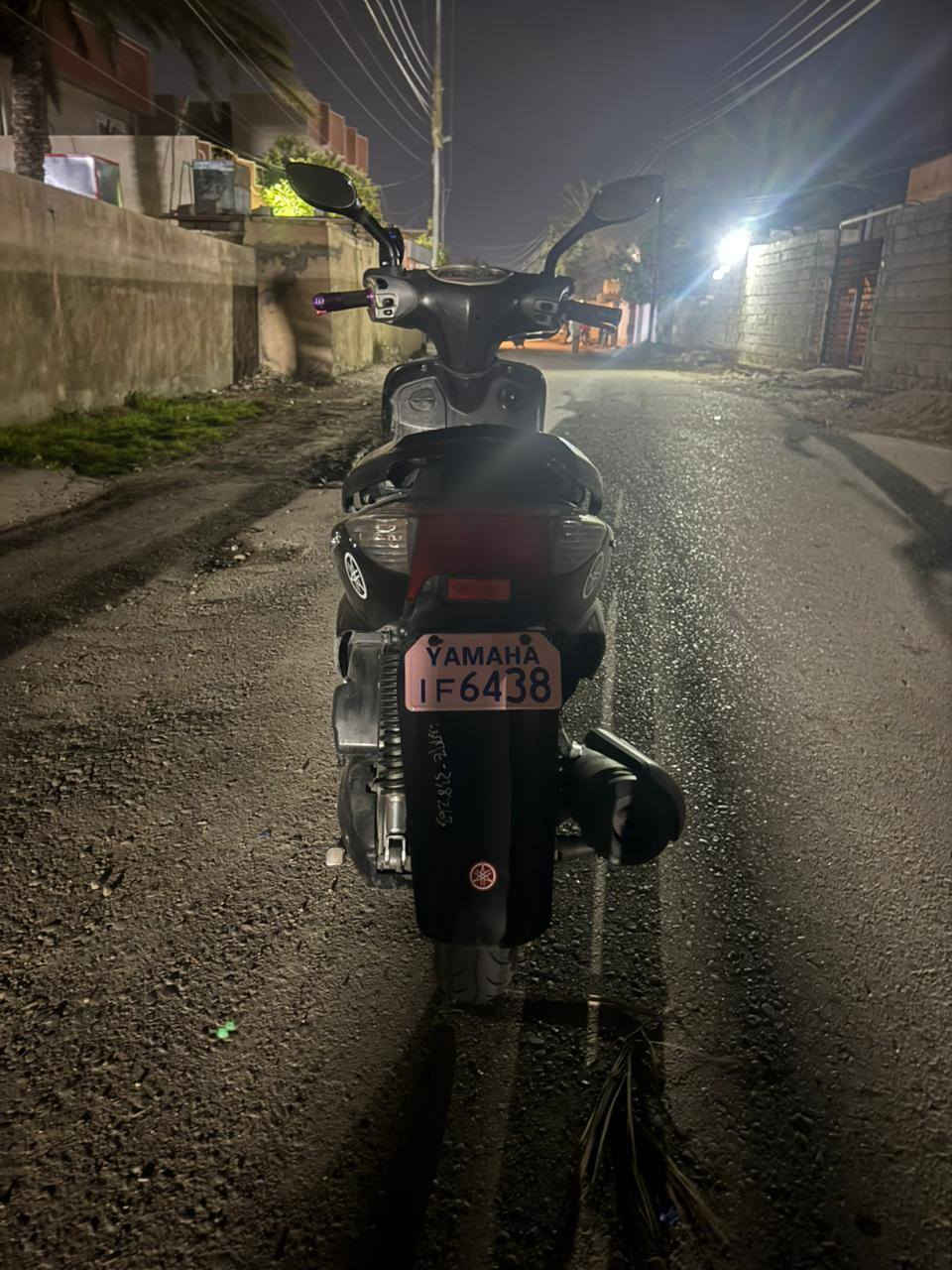 السلام عليكم دراجة سكنس نثيه140كوري للبيع سعر مليون وبيها مجال دراجة اكفلك برغي ما مفتوح مكينة بلادية جيب فيتر وتعال افحص دراجة نكرة بكل وقت مكاني بغداد الراشدية  رقمي***********
