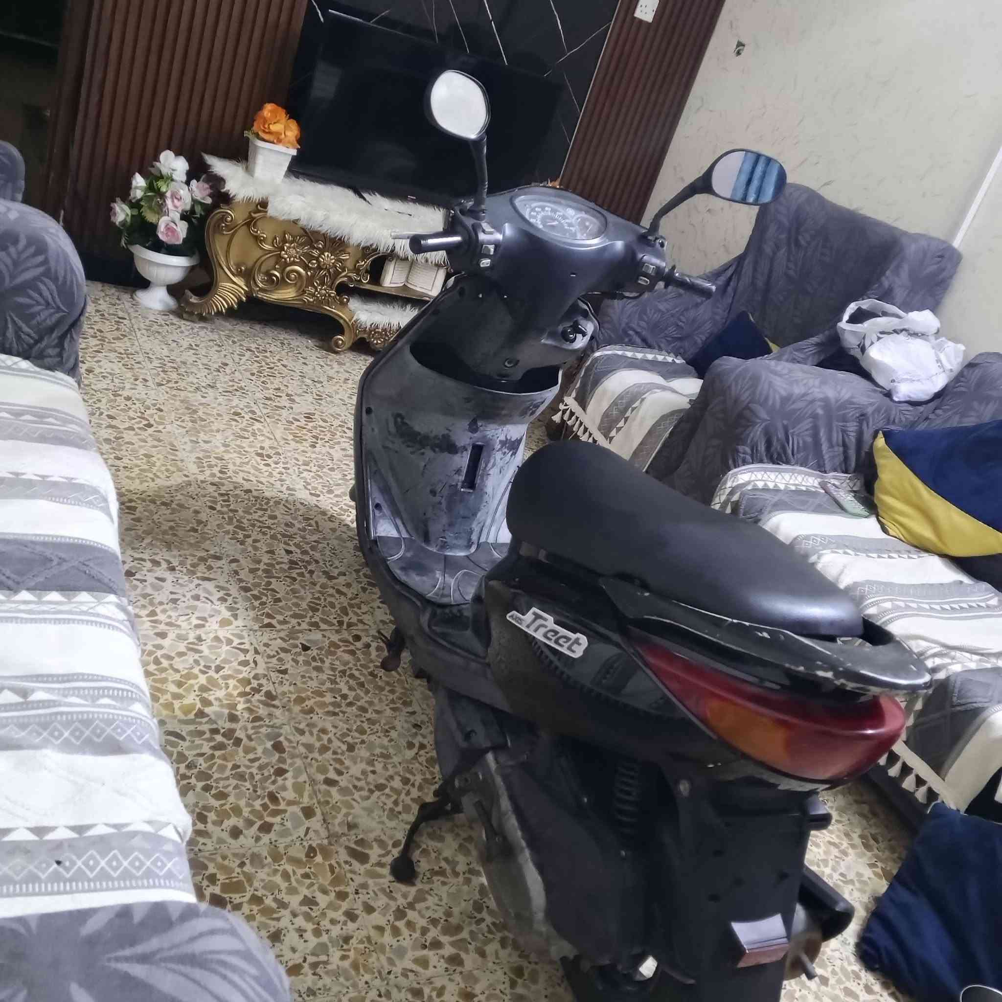 بريز كابريتر لايت فوك سرعته 140 اي نقص مابيها درجه نضيفه وكله شغاله لسعر 600 بغداد المشتل***********
