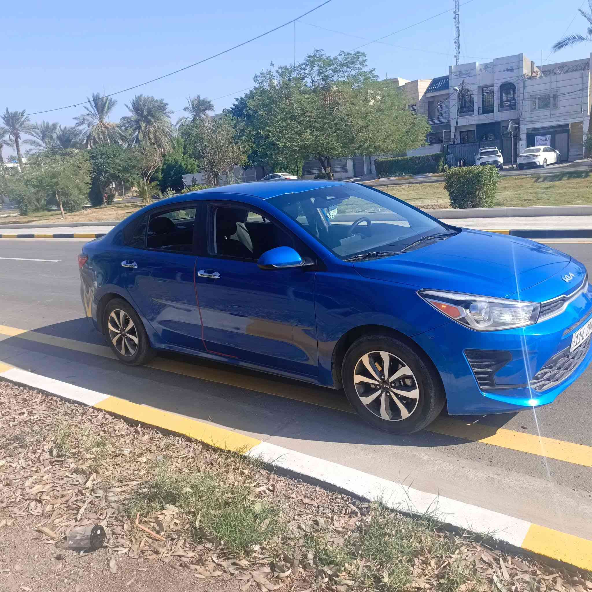 كيا ريو موديل 2023 ماشية 56
مواصفات s
بصمة ابواب وتشغيل 
 شاشة . كار بلي
تحديد مسار 
توقف ذاتي 
الحادث موضح بالصورة بدون صبغ فقط دعامية أمامية
 
السعر 130وبي مجال للاستفسار الاتصال***********
