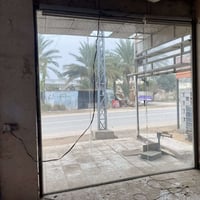 اخوان يوجد جام مالت محل مستعمل للبيع وبسعر  مناسب جدا  للتواصل ٠٧٧٠٦٠٧...