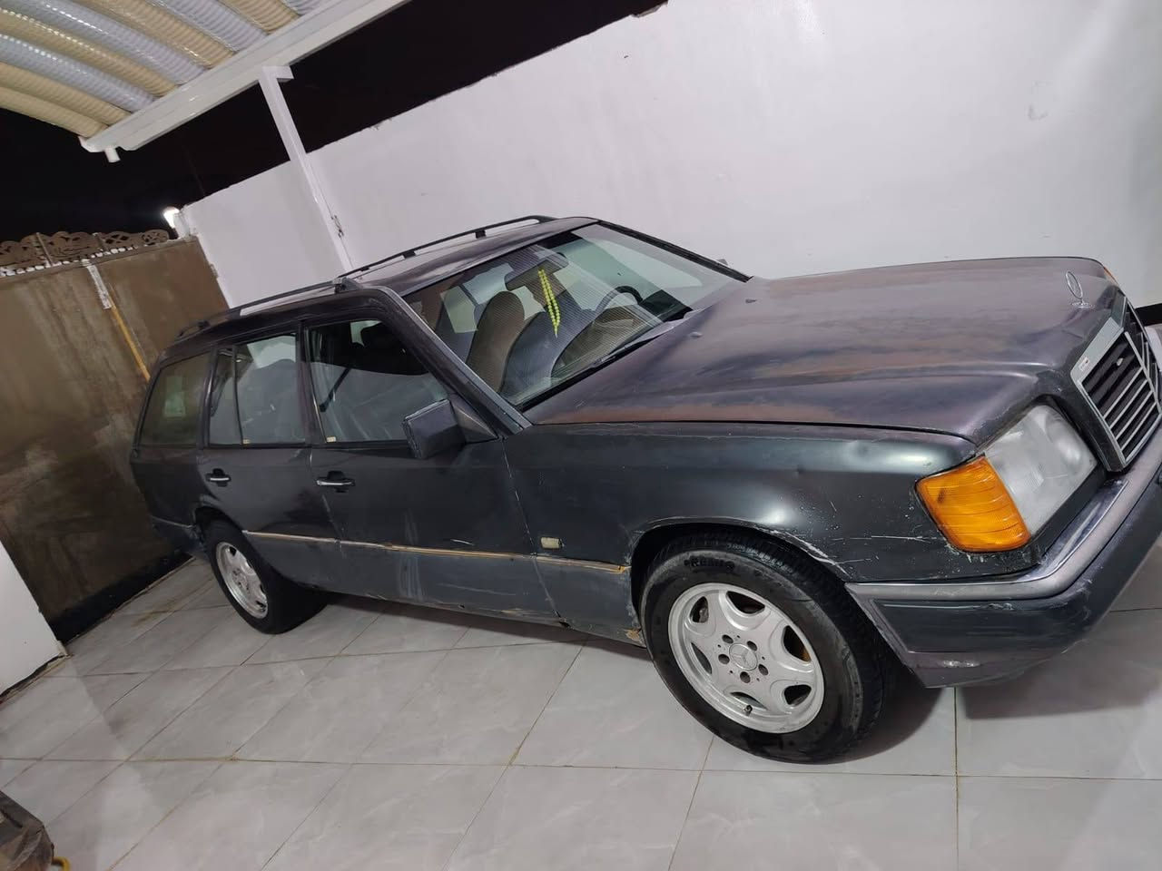 السلام عليكم مارسيدس بيبي دب مديل ١٩٩١ محوره يابانيي(فيفيتي) تبريد شغال قواعد سليمه نداور ثاني يوم.
سعر 42وبيها مجال.***********
