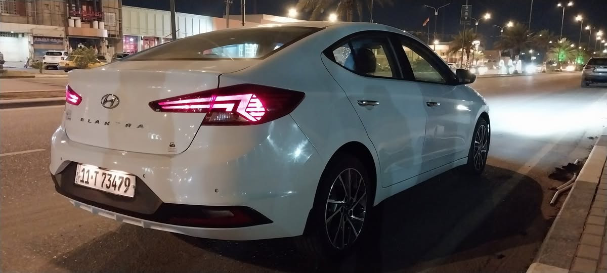 السلام عليكم النترا 2020خليجي مكفول بيها ملاحضات قليله مابيها اي نقص جديده ماشيه 87 5ويل كب سعر 155مكاني كربلاء ***********
