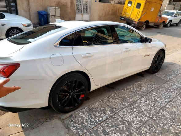 السلام عليكم ماليبو lt1 2023
بصمه تشغيل عن بعد سايد بريك بصمه كشنات تدفئه تبريد قطعتين اوتو بريك السياره ماشيه ٥٥ بنوراما مكفوله من الصبغ فقط بارد بلجاملغ الأيسر مكينه ١٥٠٠ توربو تخم تاير جديد منظومه زنون عالي ناصي السياره جديده جدا مناقصه اي شي 
العنوان الكراده  السعر ١٦٥ورقه وبيه مجال 
الهاتف ***********
