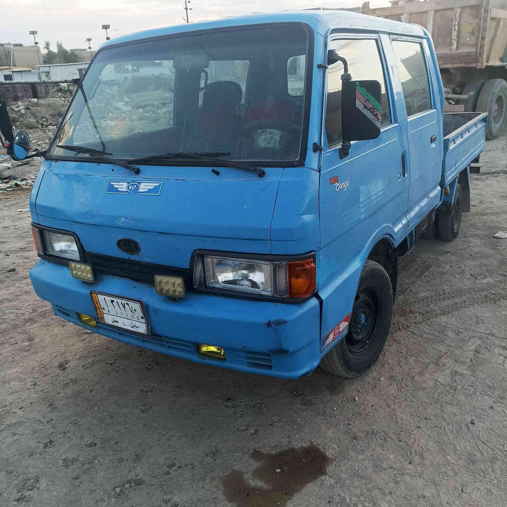 السلام عليكم للبيع كيا بنگو موديل ٩٤ مكفولة گير وگشر ومكينة شرط التحويل السعر ٤٩ ورقة العنوان بغداد ابو غريب الشراي يتصل على الرقم *********** أو075003588 عن د٣ 67 أو***********
