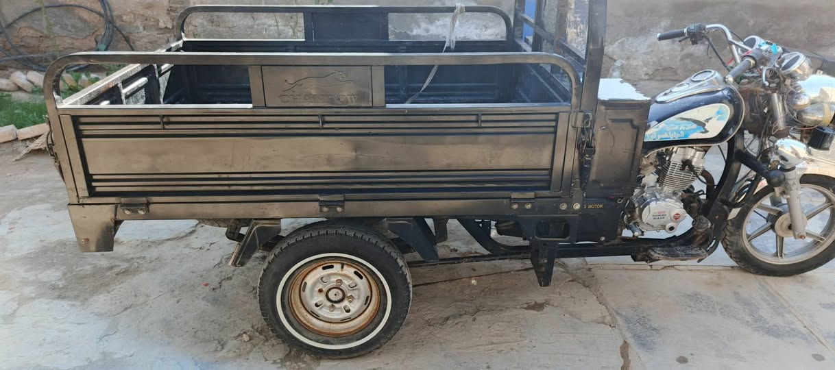 سلام عليكم
ستوته موديل 21
بتره وكيل نوار الباشا
رقم نكليزي وسنويه
محرك 25جديد صار شهر مشدود
نهضه ومعدل
كهربائيات شغاله 
ورك جديد الصلي
ماناقصه برغي مال جناي
المكان ديوانيه الحمزه الشرقي 
السعر خاص
رقمي ***********
بي واتساب
