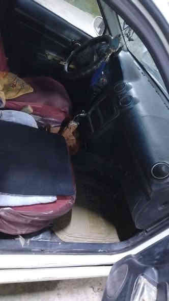 السلام عليكم عندي جيلي سي كي رقم بغداد ٢٠١٣ بدون تحويل فقط وكاله محرك كورله جديد كير عادي سياره مرتبه ونظيفه السعر 15ورقه وبيهه مجال بسيط العنوان واسط الزبيديه *********** بلاش والله
