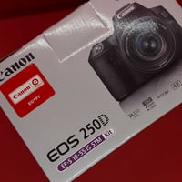 ​📸 لُقطة للبيع: Canon 250D + Lens 18-55mm IS STM الحالة: جديدة تماماً ...
