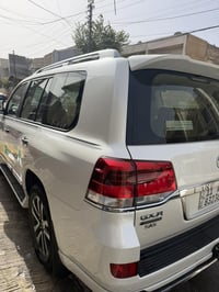 لاندكروز موديل 19 كراند تورنك ساز باب اول ماشيه 92 الف حقيقي فول مواصف...