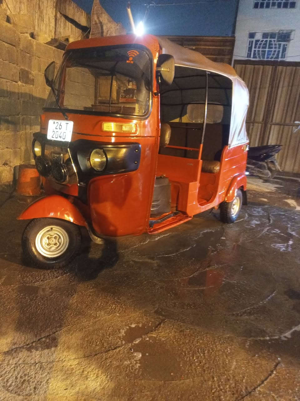 سلام عليكم تكتك 18 للبيع مرقم لوحه وسنويه تحويل بكيفك رقم انكليزي مكينه كفاله عامه كلوبات شغاله اشاير مري اشاير هورن بوش كلوبات شغاله سلف باي وقت 
سعر 5500 مكاني بلديات *********** موجود واتساب
