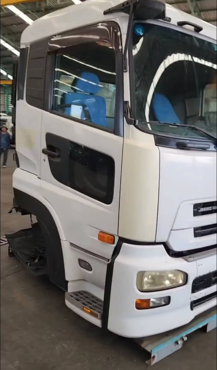 نيسان نضافه خير من الله سعر 14 ورقة بدون مكينة فقط قمارة توصيل لجميع المحافظات موجود... واتساب ***********
