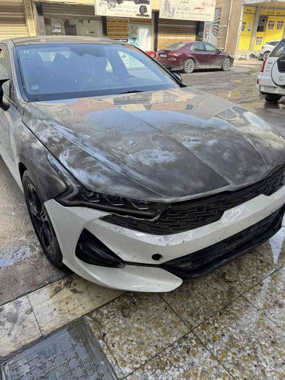 مساء الخير
تم العمل عله كياk5شوفت عينكم الدقه بالعمل واللون
كل المنتجات الي اشتغلت بيهه جانت المانيه من شركه اكزلتا دكسون عدا الثنر كولدن  النتيجه الف بلميه تطبيق لون سبكترو كامرا اكزلتا 
عنواني شارع مستشفى الدوره الاهليه 
***********
