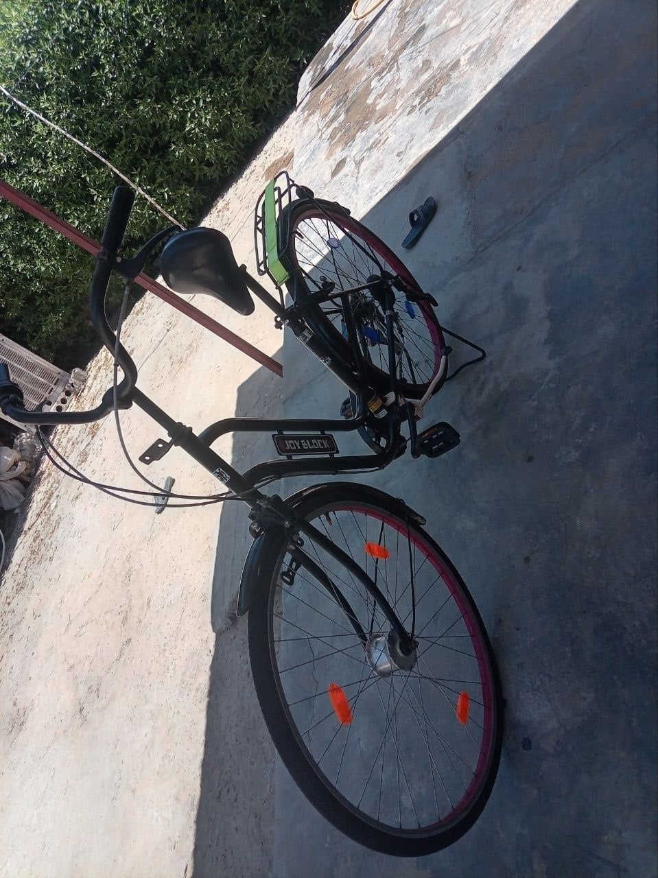 ببيع فقط للبيع تراوس 🚨 بيع سريع ومستعجل كلششش 🚨
🚲 باسكل حجم 27 بحالة ممتازة جداً ويخبل 🚲

الموديل: 2020.

اللون: أسود ملكي 🖤.

الحجم: 27.

⚙️ المواصفات:

الباسكل نظيف جداً وجاهز ومابيه أي نقص.

كشن قلاب رياضي مريح.

7 مكاين (Gears).

ويل أمامي حساس.

📍 المكان: النجف الأشرف - ناحية العباسية.
💵 السعر: 80 وبي مجال بسيط


**إذا كنت صاحب هذا الإعلان وتريد حذفه لأي سبب، رجاءا أرسل رسالة إلى الدعم الفني**