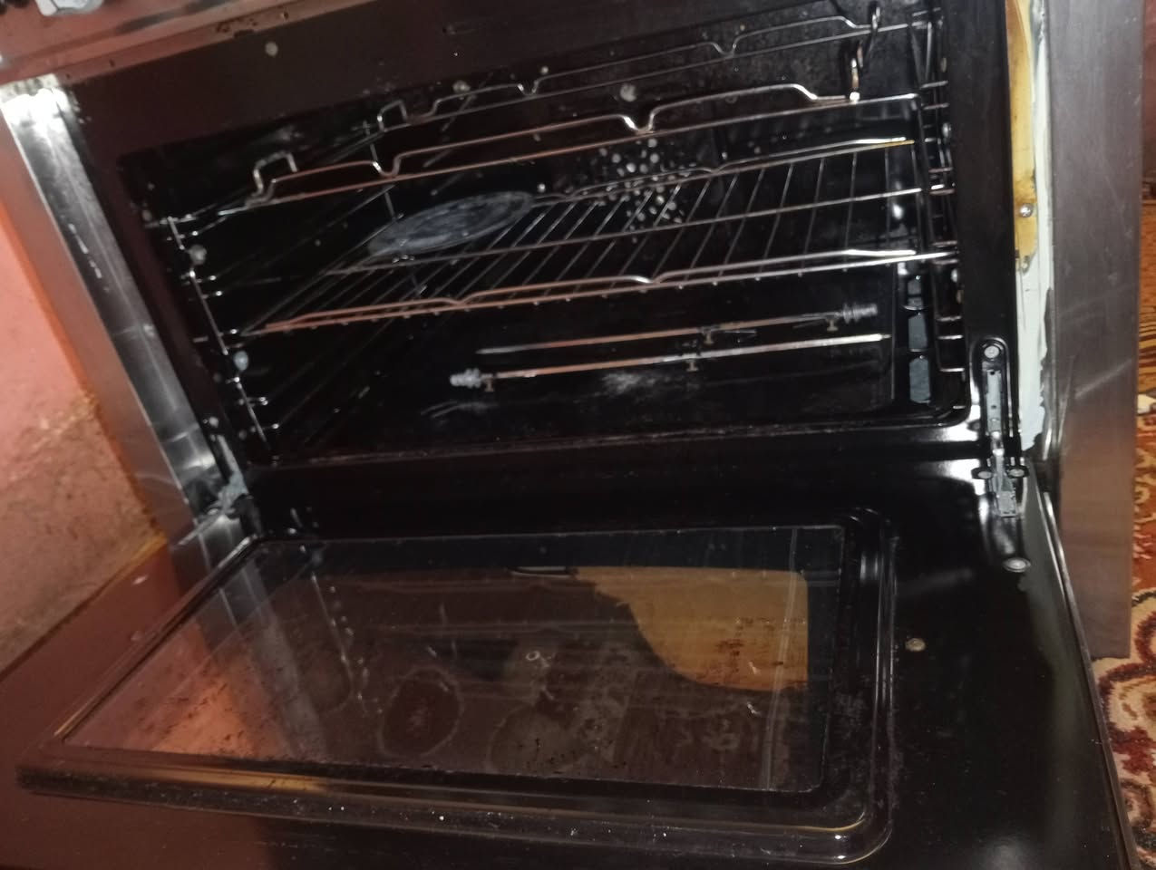 طباخ للبيع ماركت. unionaire يونير شرط شغل جديد نضافه 85ل90 طباخ يحتوي على مستشعر امان سعر 200 مانت الله جديد سعر 450 دولار  ذا تردون بحثو على سعره  لعنوان بغداد لمشتل حي المعلمين


**إذا كنت صاحب هذا الإعلان وتريد حذفه لأي سبب، رجاءا أرسل رسالة إلى الدعم الفني**