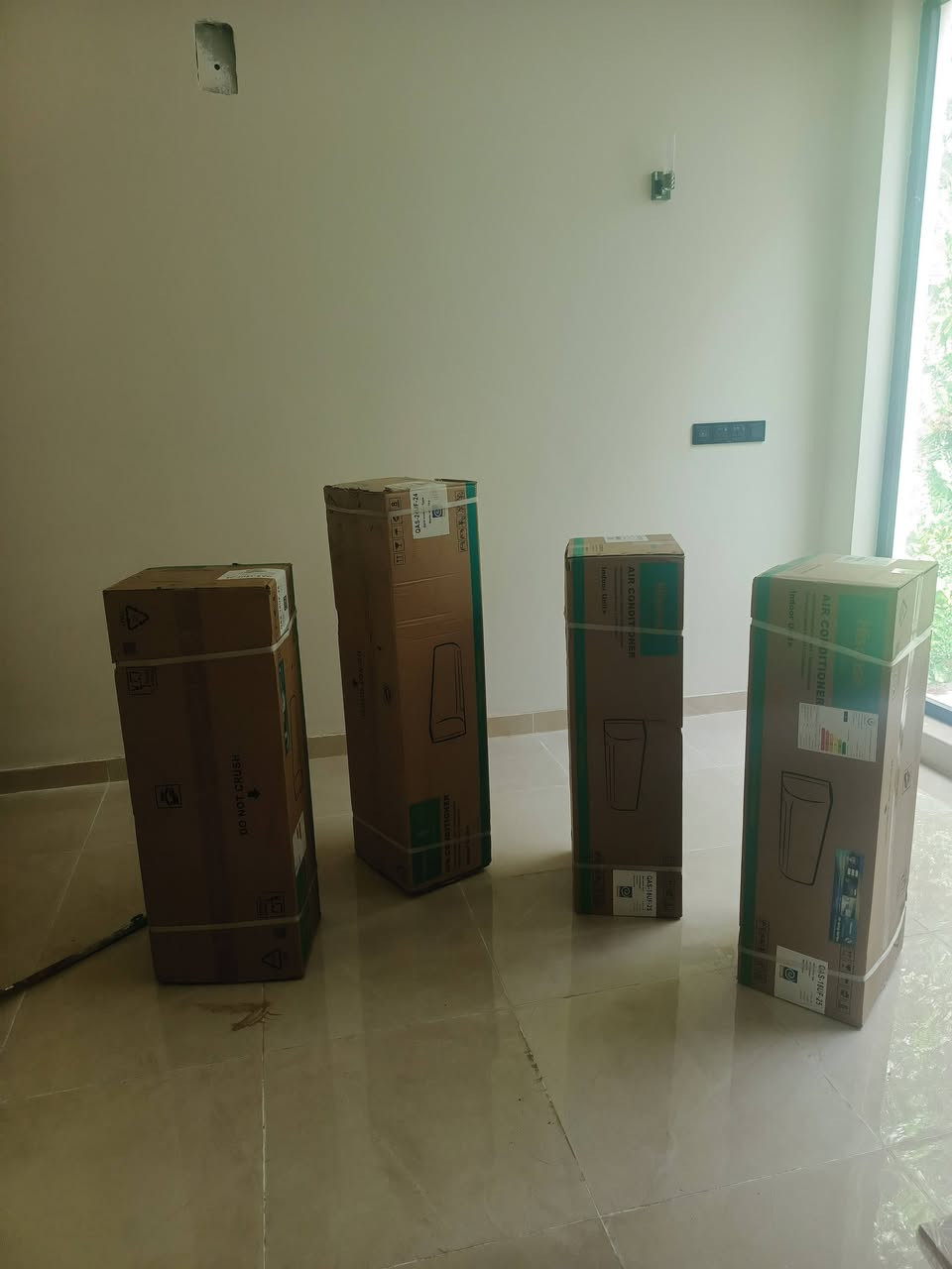 تم تنصيب سبالت عدد ٤ نوع هايسنس انفيرتر تحكم امبيريه   في الحصوه حي الانتصار
 
١- سبالت عدد ٣ هايسنس طن ونصف انفيرتر غاز ٤١٠ 
٢- سبلت طنين نوع هايسنس انفيرتر غاز ٤١٠ 

ورشة سيف حكيم لصيانه وتنصيب وأدامة كافه اجهزة التبريد 

***********
***********
