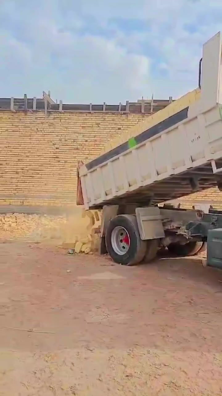 سلام عليكم طابوك لصلاح درجه اولى توصيل لكافت نحاء الناصرية رقمي ***********تصل وبيك  خير وتدلل واسعار مناسبه لعدد 4250طابوكه
