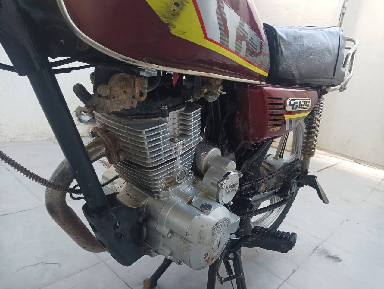 السلام عليكم دراجه للبيع سفانه موديل 22 دراجه كلك مقفوله عن السرقات ماكينه ناعمه وحلوه دراجه ما نقصها شيء ظفيره موجوده جوه التانكي دراجه ما نقصه شيء مكان بابل حمزه الغربي السعر 275 وبيها مجال ماكينتها حلوه ونظيفه ما تنقص مقفوله من كل شيء ***********
