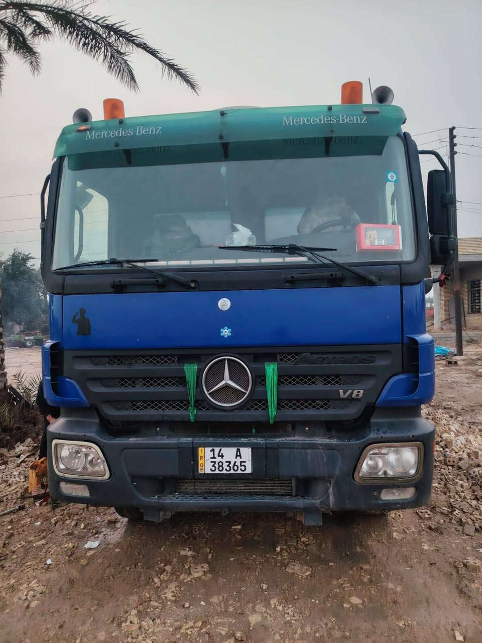 السلام عليكم اكتروز للبيع موديل 2004 بموديلهة كير مكينة شاصي مكفول رباط 24 خمس ورك كير كهربائي تخم تاير مكان بغداد تقاطع النهروان *********** رجآء الموشراي لا يتصل
