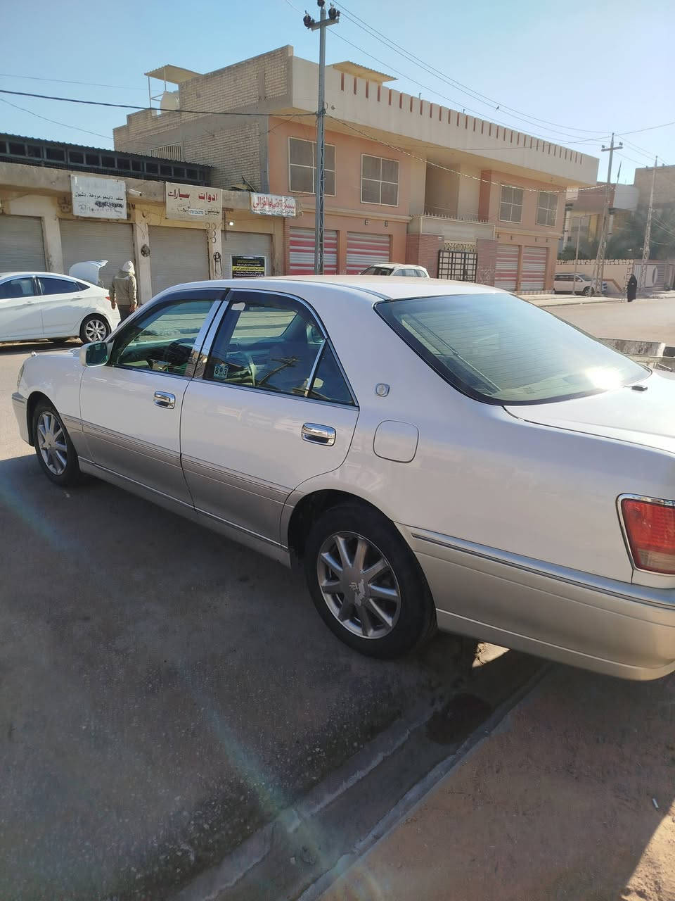 ملكه موديل 2000 رقم انجليزي كفاله عامه من الضربه والنقل الجثه سياره زيرو حداديه زيرو قطره صبغ ما بيها كفاله عامه كفاله عامه اربع دقم فتحه ثلاجه تبريد خلفي الشراي يتصل على هذا الرقم ***********
