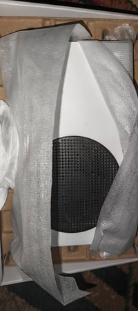 الاكس بوكس سيريس اس: نص تيرا وي جوستكات ثنين السعر : 350 الكيبورد: ميك...