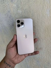آيفونات ٢ للبيع  الاول ١٢ بروماكس مبدل شاشه وبطاريه فقط  ذاكره ١٢٨ بطا...