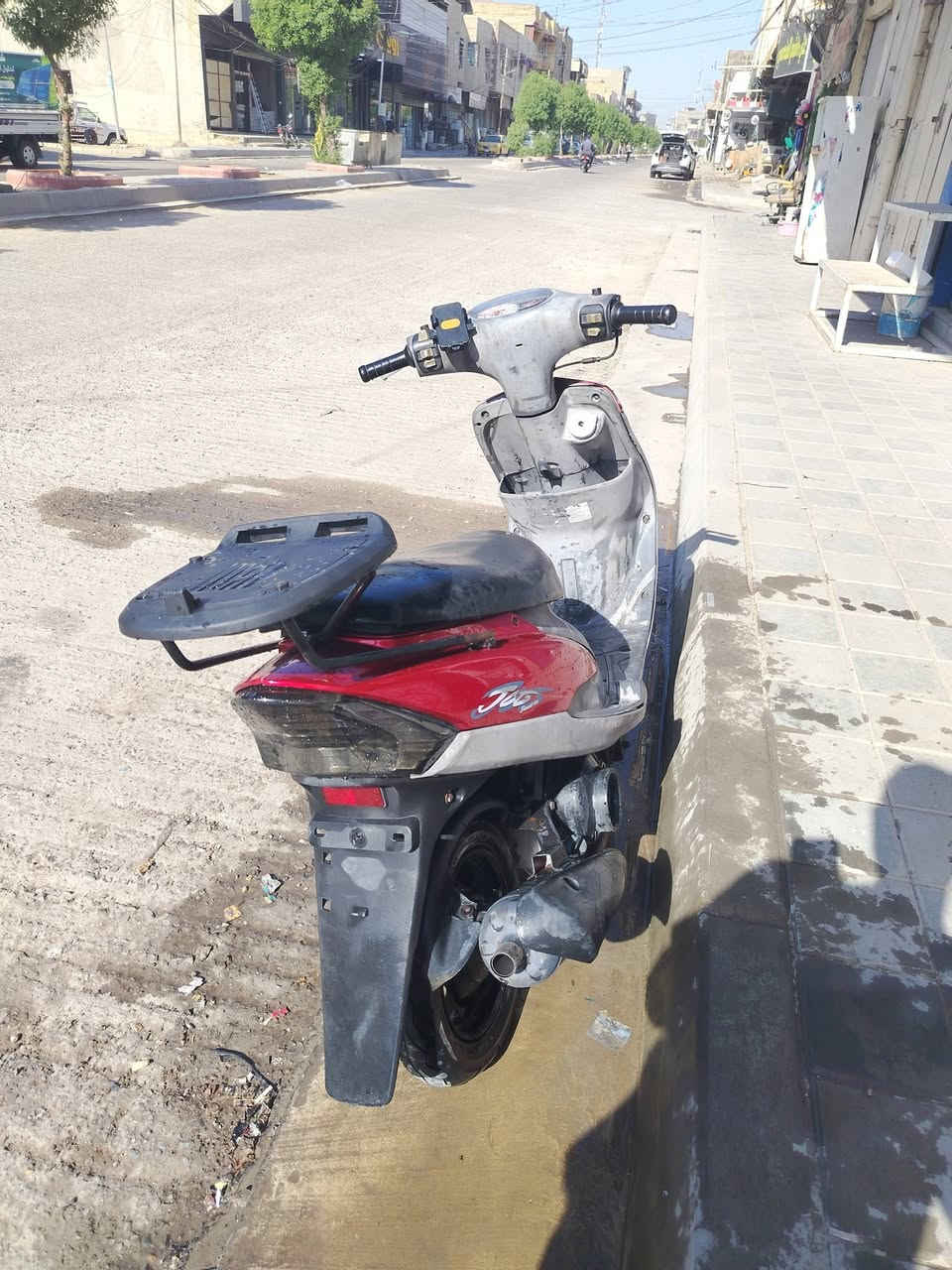 دراجة ماكس للبيع دراجة نضيفة
مكينة ناعمة لا نضوح ولا تبخير
كهربائيات كاملة نكرة سلف
كفرات انضاف تخم تاير جديد
سعرها 460 اوبيها مجال
مكاني بعقوبة التحرير
رقمي ***********
