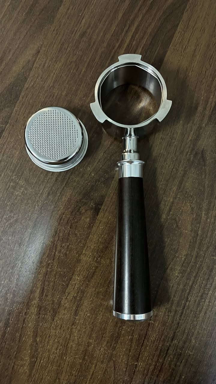 بورتافلتر مكشوف 
 قياس 51 
السعر 20 الف


**إذا كنت صاحب هذا الإعلان وتريد حذفه لأي سبب، رجاءا أرسل رسالة إلى الدعم الفني**