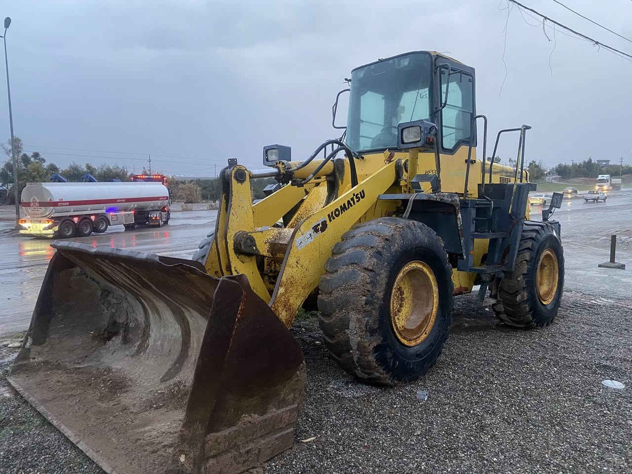 شوفر
للبيع شوفر كوماتسوو 
موديل ١٩٩٧
منفيست. كاتي 
حجم ٣٢٠
گير مكينة. بشرت 
مكان اسكي كلك. خبات. 
واتصاب ***********
***********
