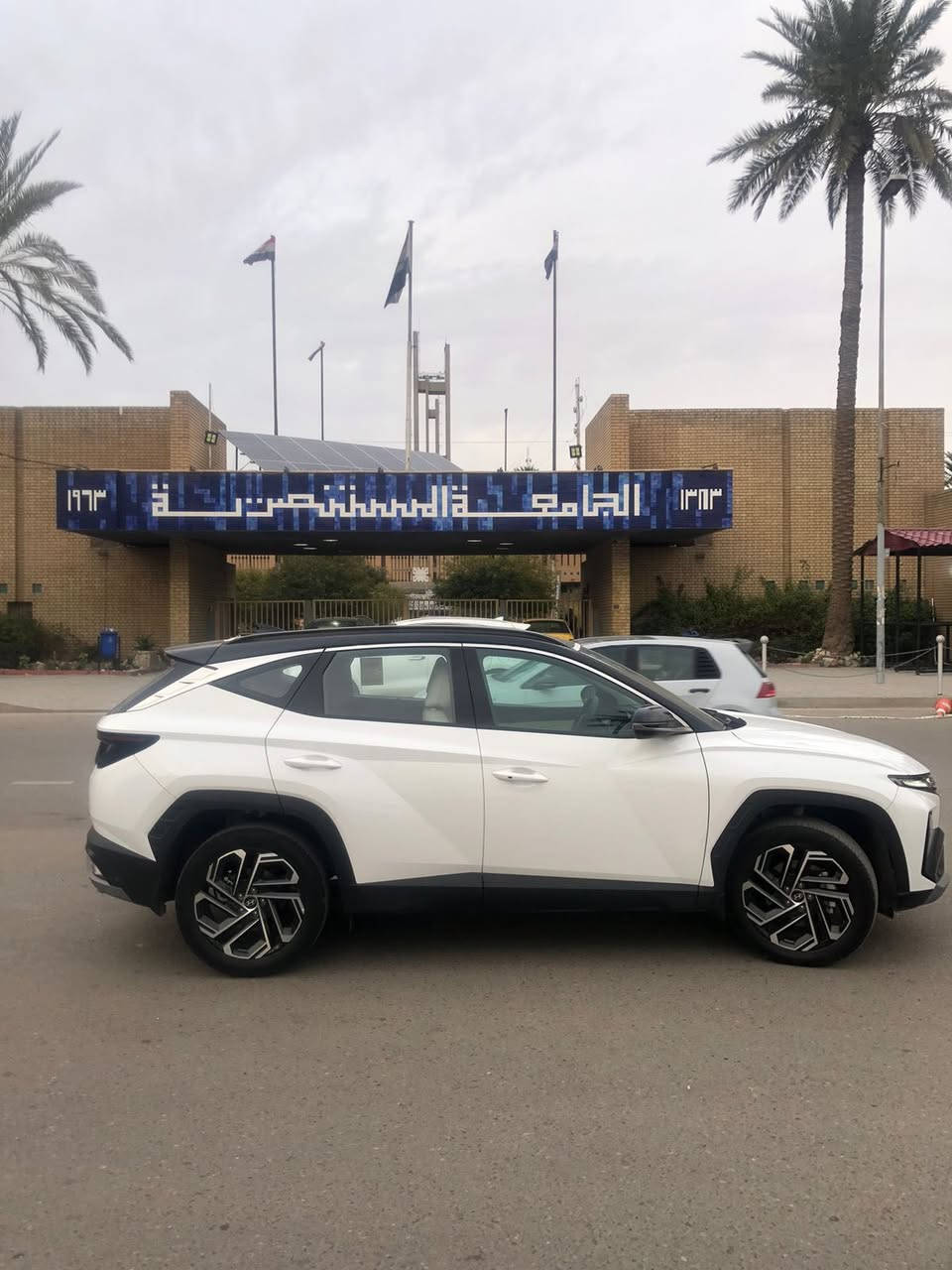 السلام عليكم ‭
توسان  2025  خليجي تو كلر فول عدا البنوراما ضمان الشركة الاولى ماشية 4000
مكفولة من الصبغ والبارد
رقم بغداد بسمي تحويل مباشر 
مكان السيارة بغداد 
السعر 237 
 اتصال /***********
اي استفسار اتصال ع الرقم .
@إشارة
