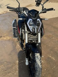 بنلي 180s دراجه مفوله للأخير راح تدخل ٥٠٠٠ المشي مالتهه ما بيهه اي نقص...