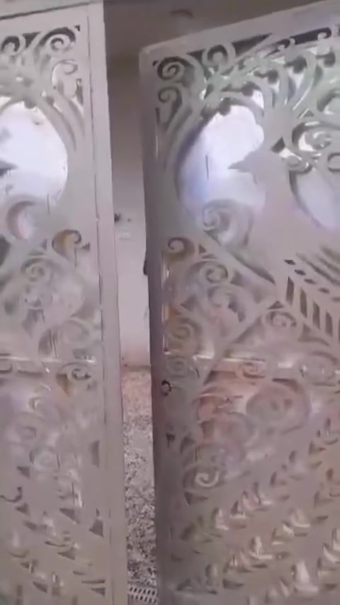 السلام عليكم بيت 150متر حي الحسن العسكري دوانم سند 25لازم قرب مدرسه الحشد يم المولده الثانية بيت طابقين بي غرفتين جوه وغرفتين فوك صاله واستقبال ومطبخ داخل الجهد الهندسي المنطقه كافه الخدمات الاستفسار والاتصال ع الرقم ***********
