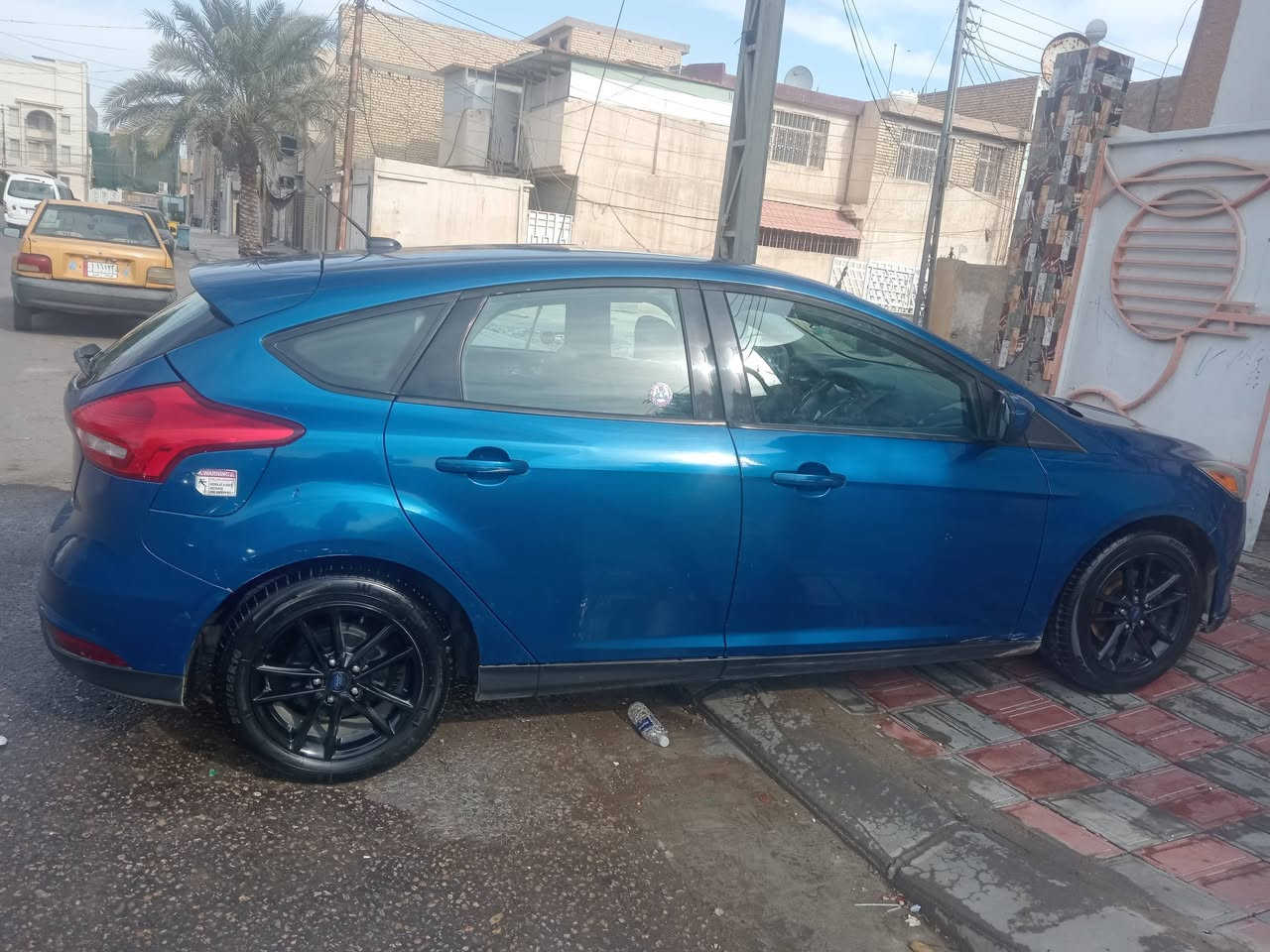 سلام عليكم فورد فوكس 2018 مكفوله مابيه قطرة صبغ محرك ٢٠٠٠ المرغوب عليه ادامه جديدة حدادية كير مكينة مواصفات بيه هواي تحويل ثاني يوم السعر ٨٥ وبيه مجال بيع او مراوس للاستفسار ***********
