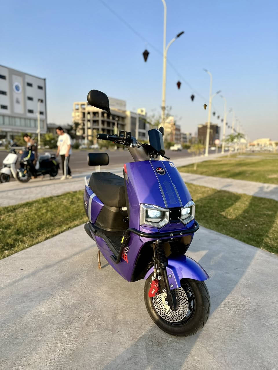 دراجة شحن سكنس ام عيون  في البصرة 2026 شكل مميز
فوول مواصفات  
⚫️6 بطاريات  
⚫️ كهربائيات كلهن شغالة 
لايت زنون عالي وناصي وبگ لايت وأشاير يمنى ويسرى 
⚫️ شاحنة اصلية
⚫️ نضام مثبت السرعة
⚫️ نضام ال R ترجع ليوره 
⚫️ الملف 2000 w حقيقي 
⚫️ نضام حساسات جانبية وخلفية 
مانع للسرقة 
⚫️ صندوق كبير داخلي
⚫️ غراضهة شاحنة و مرايات
🔴السعر :   700 وبيهة مجال

العنوان : البصرة

الرقم : ***********
