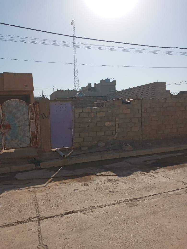 اسلام عليكم الدار للبيع ناحية الشوره حي المحطه المساحه 250 سند طابو السعر عل خاص ***********
