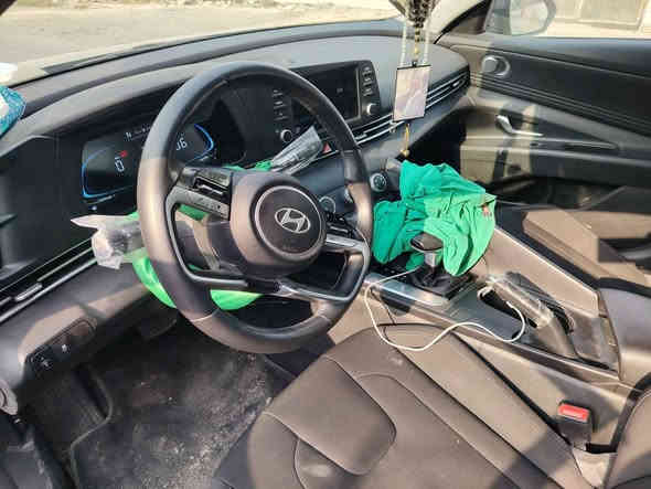 سلام عليكم النتره موديل ٢٤ بسمي رقم انكليزي  أمريكي فول عده لفتحه حدثهه موجود بصوره بجم كبص لا يرباك  سياره جديده مكان الزعفرانيه *********** سعر ١٧٠ وبيهه مجال بغداد
