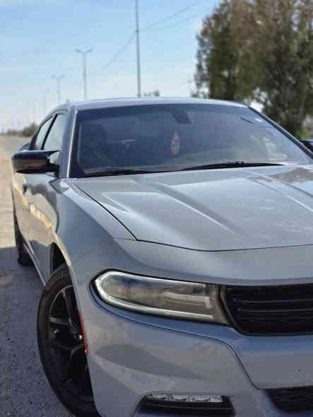 جارجر sxt plus 2021حادث خفيف بنيد فقط 
لون سموك
رقم اربيل باسمي .فتحه سقف. كشنات جلد تحكم كهربائي خزن ميموري. كشنات تدفئه تبريد 
السعر 255  وبيه مجال بسيط
***********
