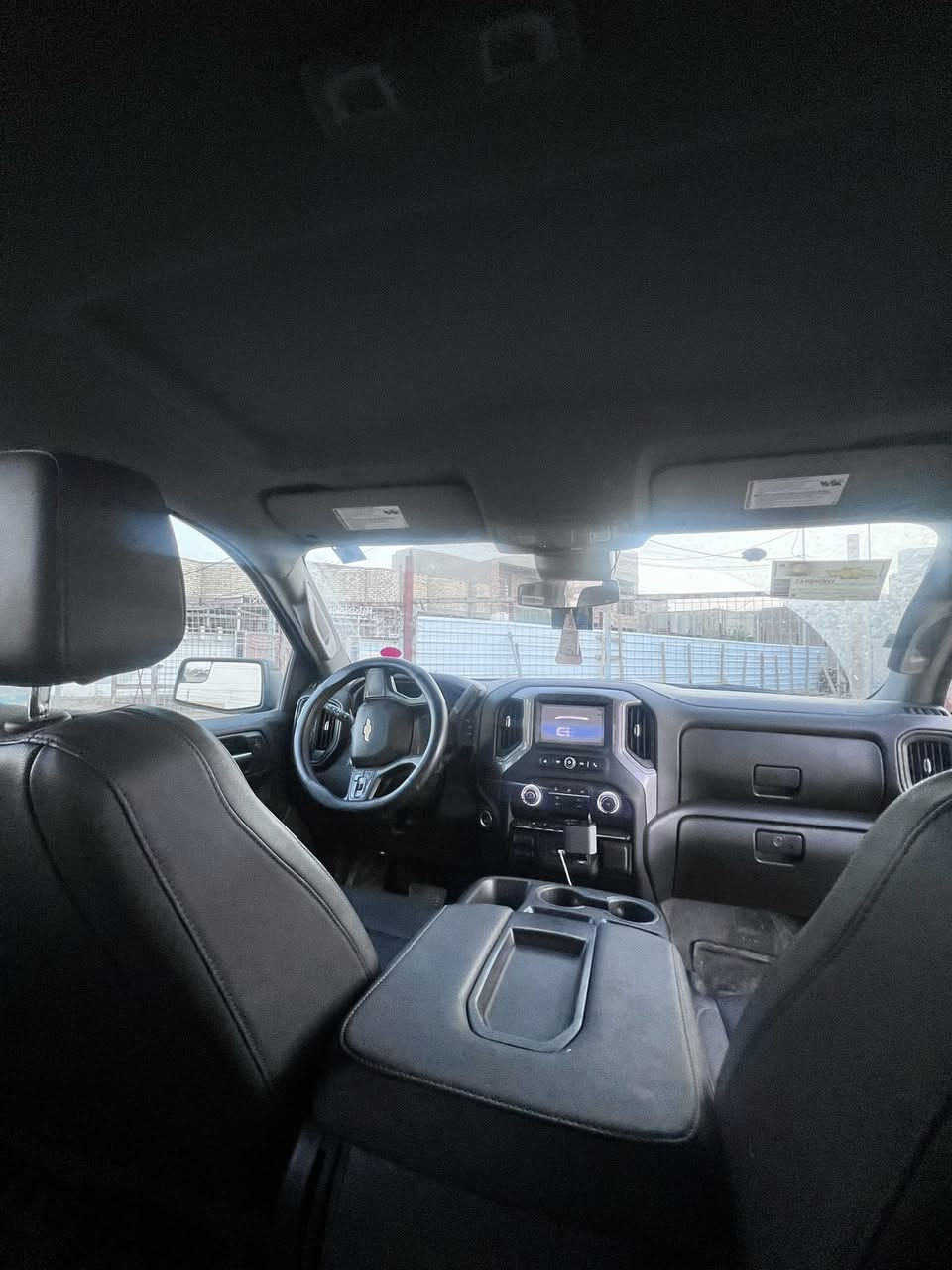 للبيع أو مراوس بسياره اقل
سلفرادو 2023 سياره نظيفه مشيه 35 الف كيلو باسمي مواصفات السياره 
باب البدي كهربائي 4*4 ويل رادار قياده ذاتيه وبعد مواصفات اقتصاديه محرك 2700 تيربو بانزين عادي السياره باسمي ثاني يوم تحويل رقم بابل والسياره في بابل 
***********
