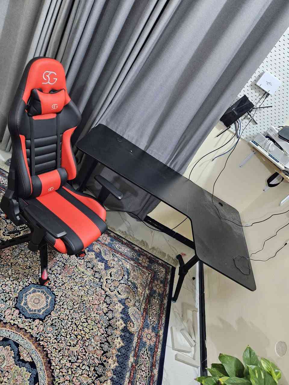 ميز وكرسي نظافة 100% ثنينهن ابيعهن قفل ١٦٥ الف 
مكاني كربلاء ماعندي توصيل ***********
