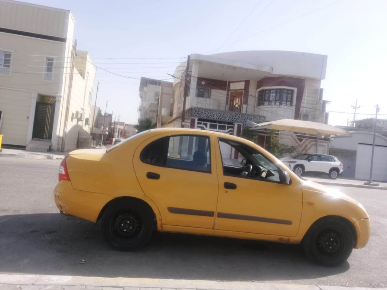 طيبه ٢٠١٦ مكينه كير تبريد بحاله جيده ضربه تبديل ماكو بس بل جاملغ الخلفي طخه خفيفه مصفه هيأه وغرامات تحويل ثاني يوم سنويه لل٢٧ السياره جاهزه مال شغل أي ستفسر عل رقم وبل خدمه *********** السعر ٢٧
