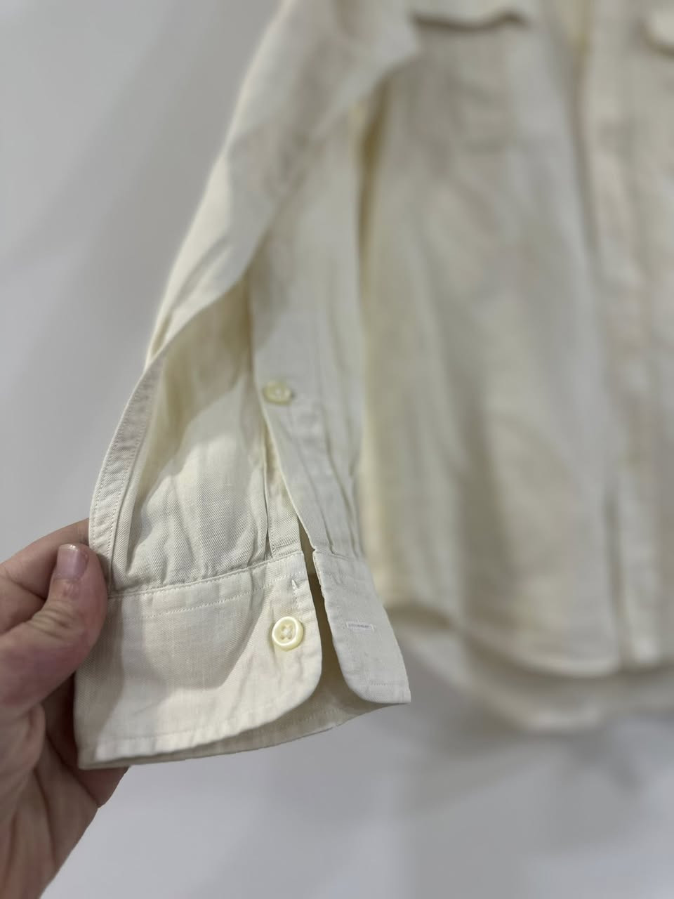 Polo Ralph Lauren
قطعة S قالب اوروبي 
السعر ١٠


**إذا كنت صاحب هذا الإعلان وتريد حذفه لأي سبب، رجاءا أرسل رسالة إلى الدعم الفني**