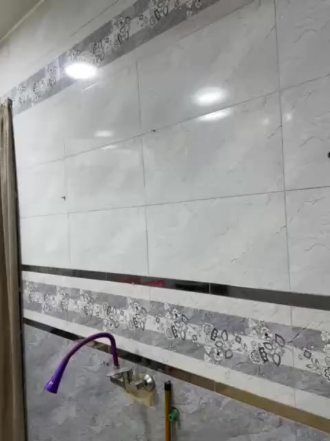 للبيع بيت 50 متر طابو ملك صرف
السلام عليكم بيت 50 متر طابو صرف مو زراعي كفائات السيديه 3 طوابق بيت كلش حلو وسعرها مرتب اني صاحب البيت مو دلال مباشر من عندي 
الاتصال ع رقم 
***********
